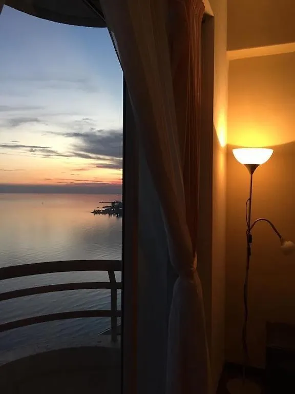 Wonderful Seaview Condo Malacca Apartment